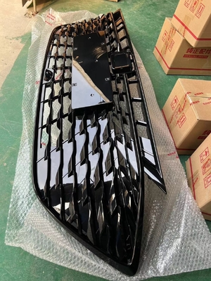 2016 - Année en plastique BAIC U5 Grille de voiture Grille de radiateur A00109658