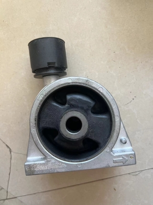 Plaquette à griffes noire Geely pour boîte de vitesses et manchon en caoutchouc pour fixation du moteur
