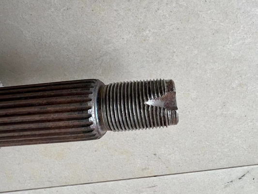 Axe avant à gauche à droite Pièces de châssis d'origine pour l'arbre d'entraînement à vitesse constante Geely