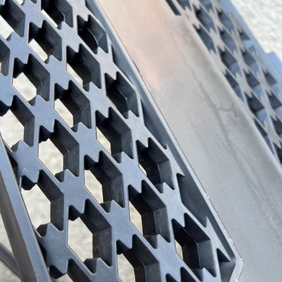 Accessoires automobiles GEELY Montage de la grille frontale du radiateur