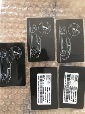 Découvrez le prochain niveau de conduite avec la carte NFC du véhicule électrique Zeekr 001.