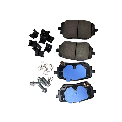 Pour une performance optimale, les plaquettes de frein Geely Lynk Co 09 originales OE N° 8892895069