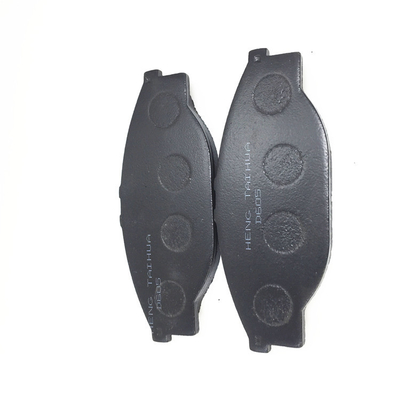 Des plaquettes de frein de voiture efficaces pour Toyota 2fd-7 Top- Affordable