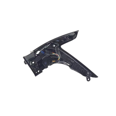 CHANGAN CS75 PLUS Feuil arrière extérieur arrière avec feu de frein et signal de virage 4133020-CD01
