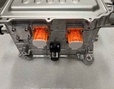 EQEB-2123010 BYD Mouette Assemblage de charge et de distribution allume-cigare 211*122*345mm