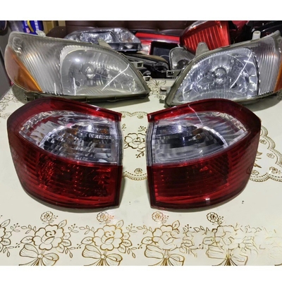 Lampes arrière LED en plastique pour BYD S6 Solutions d'éclairage extérieur et intérieur en rouge et blanc