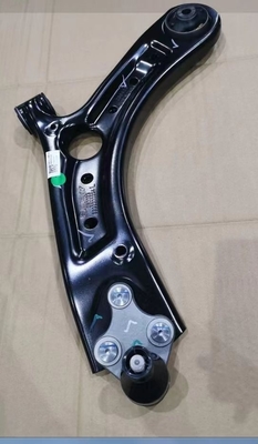 4017033100 Geely G426 Billet Arm de commande inférieur arrière pour 4017033200 et modèle de voiture G426