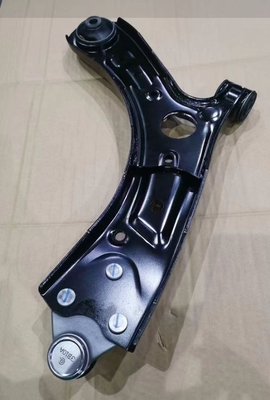 4017033100 Geely G426 Billet Arm de commande inférieur arrière pour 4017033200 et modèle de voiture G426