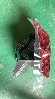 12V OE n° J68-4433020 Chery Tiggo 5X Lumière de courbure arrière droite