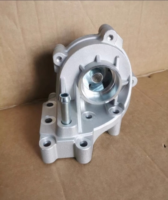 CHANGAN CS75 Ruichi 1.8T pompe à eau WB1630085-1 pour le renforcement des performances de la voiture argentée