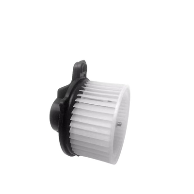 Le moteur à air chaud est équipé d'un ventilateur à air chaud.