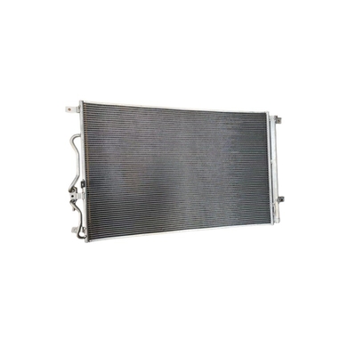 8105100XKQ00A Condensateur de climatisation de voiture pour le système HAVAL F7 de la Grande Muraille