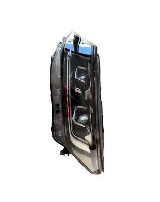 Les phares à LED Changan CS95 sont parfaits pour le remplacement/la réparation des phares de voiture