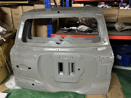 Tank 500 Couverture de porte de voiture Porte arrière Pièces automobiles d'origine pour SUV de génération 22.03- Fabriqué