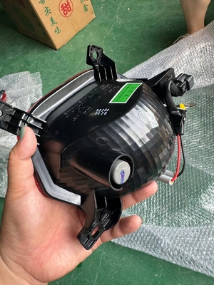 Changan CS55 Rétroviseur arrière lampe de brouillard arrière lampe de pare-chocs arrière 4116110-AWO1 12V Voltage