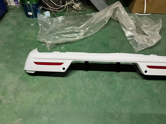 Conception de l'assemblage du pare-chocs arrière Great Wall PEOR Expédition avec DHL UPS FEDEX TNT EMS