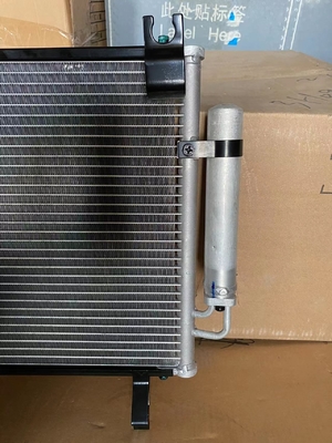 Condensateur de climatisation pour moteur à quatre roues motrices de 2,8 TD
