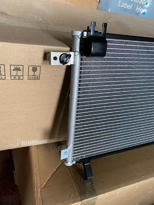 Condensateur de climatisation pour moteur à quatre roues motrices de 2,8 TD