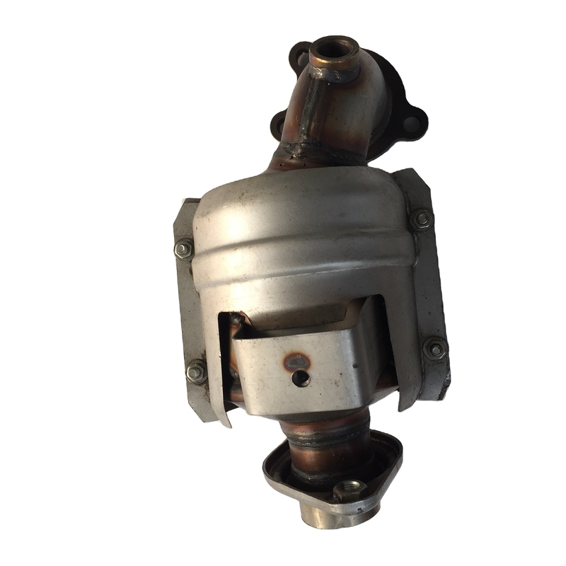 Convertisseur catalytique universel à trois voies pour moteurs 2.4 4x4