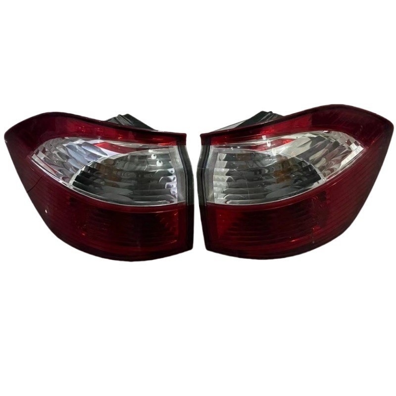 Lampes arrière LED en plastique pour BYD S6 Solutions d'éclairage extérieur et intérieur en rouge et blanc
